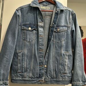 Women’s denim jacket